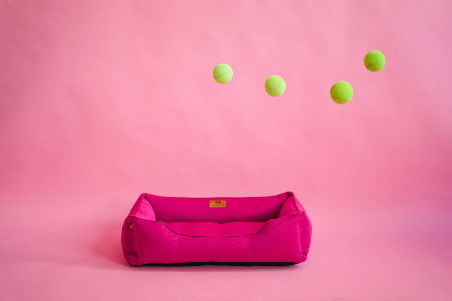 Berry Sleeper Dog Bed